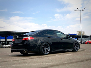 Диффузор с килями заднего бампера Honda Accord 8 (VIII) / Acura TSX (CU) (2008-2013) Текстурный пластик + УСТАНОВОЧНЫЙ КОМПЛЕКТ