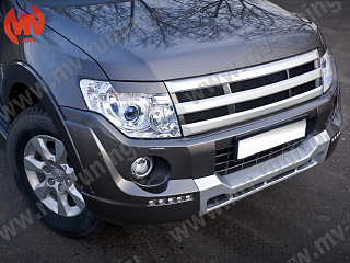 Реснички на передние фары Mitsubishi Pajero IV 4 (2006-2015) + УСТАНОВОЧНЫЙ КОМПЛЕКТ