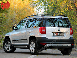 SNOW SILVER. Накладки на пороги Алюминиевый Вид (Взгляд) Skoda Yeti (2009-2012) окрашенный  комплект в серебро