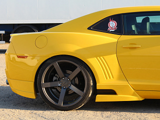 Накладки на задний бампер(2 шт) Chevrolet Camaro SS, RS (2009-2012)