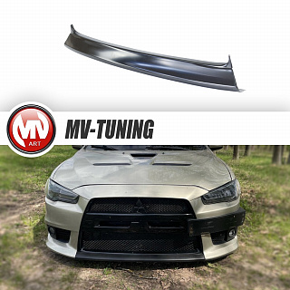 Средняя вставка между передними клыками широкая Mitsubishi Lancer X (2007-2016)