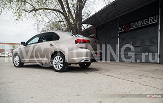 SPACE GRAY. Имитация насадок глушителя(выхлопа) крашенные для VW Polo Liftback 2020 - 2023