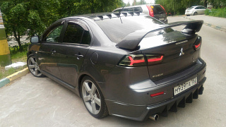 Аэродинамический рассекатель (накладка на крышу 6 зубьев) Zodiak Generator Mitsubishi Lancer X (2007-2016)