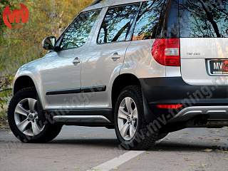 SNOW SILVER. Накладки на пороги Алюминиевый Вид (Взгляд) Skoda Yeti (2009-2012) окрашенный  комплект в серебро