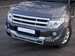 Накладка Broomer Design переднего бампера Mitsubishi Pajero IV 4 (2011-2015)