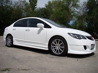 Пороги INGS Extreem Honda Civic 4D (2006-2012)