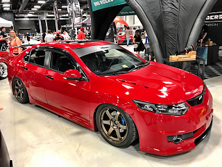 Капот пластиковый var №3 "Agressive Air " Honda Accord 8(VIII) / Acura TSX (CU/CW) (2008-2013)
