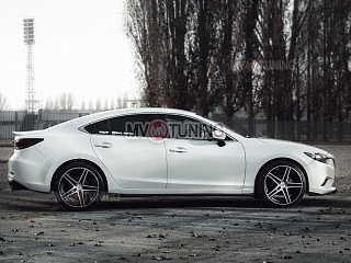Боковые-сплиттеры (пороги) к-т Mazda 6 / Atenza GJ и GL (2012 - 2023) + УСТАНОВОЧНЫЙ КОМПЛЕКТ
