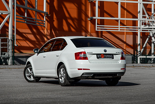 Диффузор заднего бампера Skoda Octavia III A7 (2013 - 2020) под окраску