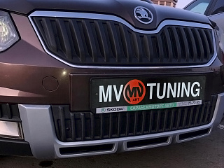 Верхний зимний экран Skoda Yeti Outdoor (2013 - 2018) ТЕКСТУРНЫЙ ПЛАСТИК