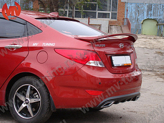 Козырек на стекло Hyundai Solaris (2010-2016) + УСТАНОВОЧНЫЙ КОМПЛЕКТ