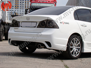 Задний бампер INGS Extreem Honda Civic 4D (2006-2012)