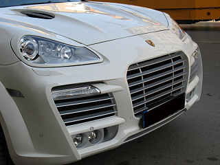 Реснички на фары Porsche Cayenne 957 (2007-2010) + УСТАНОВОЧНЫЙ КОМПЛЕКТ